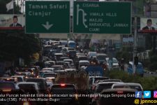 Jalur Puncak Bogor Macet Hingga Malam - JPNN.com