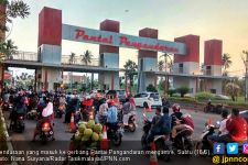 H+2 Lebaran, Pantai Pangandaran Ramai Banget - JPNN.com