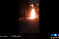 1 Unit Mobil Terbakar di Tol Trans Sumatera, Begini Penjelasan Hanung Hanindito - JPNN.com Lampung