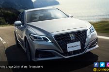 Rp 600 Juta Mahar untuk Kemutakhiran Toyota Crown 2018 - JPNN.com