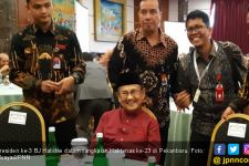 BJ Habibie Meninggal, Grup WhatsApp Ramai, Hitungan Menit Masuk Semua - JPNN.com