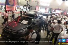 Ribuan Komunitas Mobil Toyota Sesaki Ajang Jambore Toyota - JPNN.com