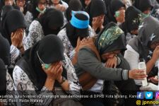 PP Manajemen PPPK Terbit, Honorer K2 Sedih, Menangis - JPNN.com