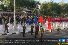 HUT ke-73 TNI: Pawai Bendera Merah Putih Tiba Kupang - JPNN.com