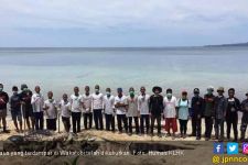 Hindari Dampak Negatif, Bangkai Paus di Wakatobi Dikuburkan - JPNN.com