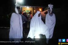 Bagaimana Rasanya Bangun Sahur Didatangi Banyak Pocong - JPNN.com