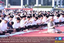 Panglima Salat Idulfitri 1440 H Bersama Ribuan Prajurit dan Warga Masyarakat - JPNN.com