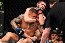 Khabib Nurmagomedov atau Jon Jones, Siapa yang Pantas jadi Petarung Terbaik Sepanjang Masa? - JPNN.com