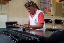 Kisah Pilu Maestro Kecapi Dadan Sukandar, Menumpang Tinggal di Gedung Kesenian - JPNN.com
