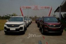 Tahap Awal, Wuling Menargetkan Ekspor 2.600 Wuling Almaz ke Kawasan ASEAN - JPNN.com