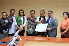 NTT Jadi Pilot Project Penempatan Pekerja Migran Sektor Kelapa Sawit - JPNN.com