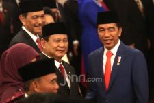 Jokowi Pimpin Upacara di TMP Kalibata, Prabowo Ikut Peringatan di Yogyakarta - JPNN.com