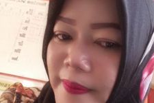 Reni Honorer K2, Ancang-ancang jadi TKW karena Sayang Suami - JPNN.com