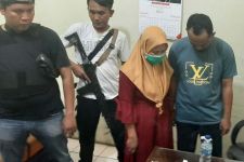 Ditinggal Suami Kerja, Istri Malah Berbuat Terlarang dengan Duda di Penginapan - JPNN.com