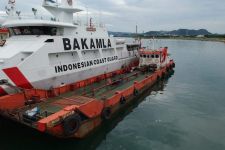 Satgas Trisula Bakamla RI Tangkap Dua Kapal Diduga Transfer BBM Ilegal di Perairan Lampung - JPNN.com