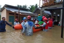 Banjir Landa Sejumlah Kabupaten di Sulteng - JPNN.com