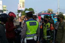 Ribuan Kendaraan Diputar Balik, Mobil Pribadi Terbanyak - JPNN.com