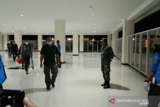 Abdurrahman Mengecek 156 TKA China di Bandara, Inilah Hasilnya - JPNN.com