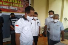 Oknum Anggota Dewan Ini Benar-benar Bikin Malu, Tak Berkutik Saat Dijemput Polisi - JPNN.com