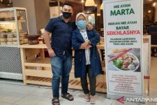 Kisah Pemilik Gerai Mie Ayam Marta Bayar Seikhlasnya, Mengharukan, Inspiratif - JPNN.com