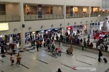 Arus Balik Mudik Lebaran, Penumpang Mulai Padati Bandara Kualanamu - JPNN.com Sumut