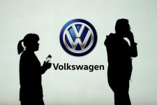 Volkswagen dan SAIC Mempererat Kemitraan Hingga 2040 - JPNN.com