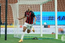 AC Milan Siap Perpanjang Kontrak Zlatan Ibrahimovic, Tetapi Ada Syaratnya - JPNN.com
