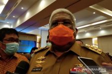 Aksi Gubernur Ali Mazi Menghamburkan Uang Memberi Contoh Buruk - JPNN.com Sultra