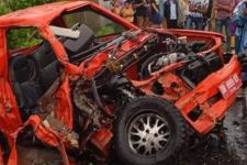 Berita Duka, Mobil Tim BPBD Hancur Berkeping-keping, Ada yang Meninggal Dunia - JPNN.com