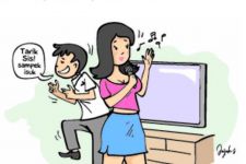 Tarik Sis, Gara-gara Pesona Wanita Pemandu Karaoke Berusia Lebih Tua - JPNN.com