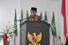 Gus Menteri Minta Fatayat NU Bantu Pembangunan Desa di Maluku - JPNN.com