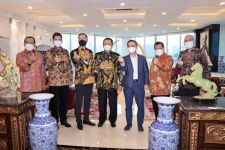 Terima Bos Hyundai, Pak Bamsoet Dorong Pengembangan Kendaraan Listrik di Indonesia - JPNN.com
