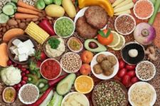 3 Makanan Sehat Ini Jangan Dikonsumsi Penderita Rematik, Bikin Kesakitan - JPNN.com Sumut
