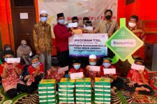 PT PP Bagikan Paket Sembako Gratis untuk Para Pekerja dan Gelar Program KETUPPAT Ramadan - JPNN.com