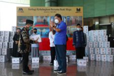 Bank Mega Bagikan 20 Ribu Paket Sembako Senilai Rp2,5 Miliar - JPNN.com