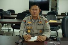 Usai Bagikan Sembako, Rombongan Kapolres Maybrat Ditembak - JPNN.com