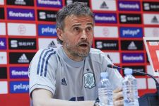 Swiss vs Spanyol: Luis Enrique Sebut Masalah Tim Matador Hanya Satu, Yaitu... - JPNN.com