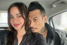 Jerinx SID Ulang Tahun Hari Ini, Nora: Lunasi Utang Janjimu ke Aku Ya - JPNN.com Bali