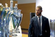 Berpisah dengan Real Madrid, Sergio Ramos Tolak Bermain di Dua Klub Ini - JPNN.com