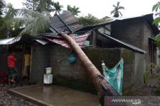 Flores Bagian Barat ‘Dihajar’ Hujan Lebat, Waspadai Bencana Hidrometeorologi - JPNN.com Bali
