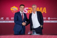 Mourinho Bikin Ulah, Sentil Mantan Klubnya Saat Konferensi Pers dengan AS Roma, Bawa-bawa MU - JPNN.com