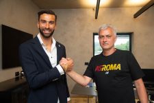 Pemain Ini Jadi Belanjaan Pertama Mourinho Sebagai Pelatih AS Roma - JPNN.com