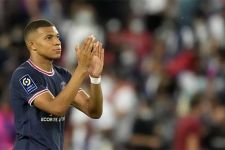 PSG Pasrah Kehilangan Kylian Mbappe - JPNN.com