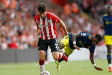 Roy Keane Kecam Penampilan Fred Melawan Southampton - JPNN.com