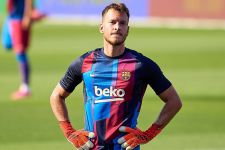 Barcelona Persulit Neto Tinggalkan Klub - JPNN.com