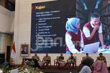 Terobosan Kemendikdasmen di 2024: Guru ASN PPPK & PNS Bisa Mengajar di Sekolah Swasta - JPNN.com