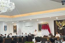 Sidang Kabinet 3 Bulan Kerja, Prabowo Puji Kinerja Para Menterinya - JPNN.com