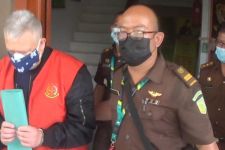 Nakal, Sempat Kabur ke Jerman saat Jadi Tahanan Kota, Berikut Fakta-fakta Karl Meyer - JPNN.com Bali