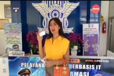 Bikin SIM di Polresta Denpasar, Jedar: Terima Kasih Mas Alfin - JPNN.com Bali