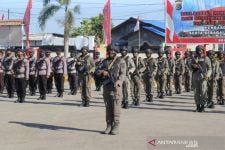 Polda NTT Terjunkan 90 Personel Brimob Jaga Perbatasan Indonesia – Timor Leste - JPNN.com Bali